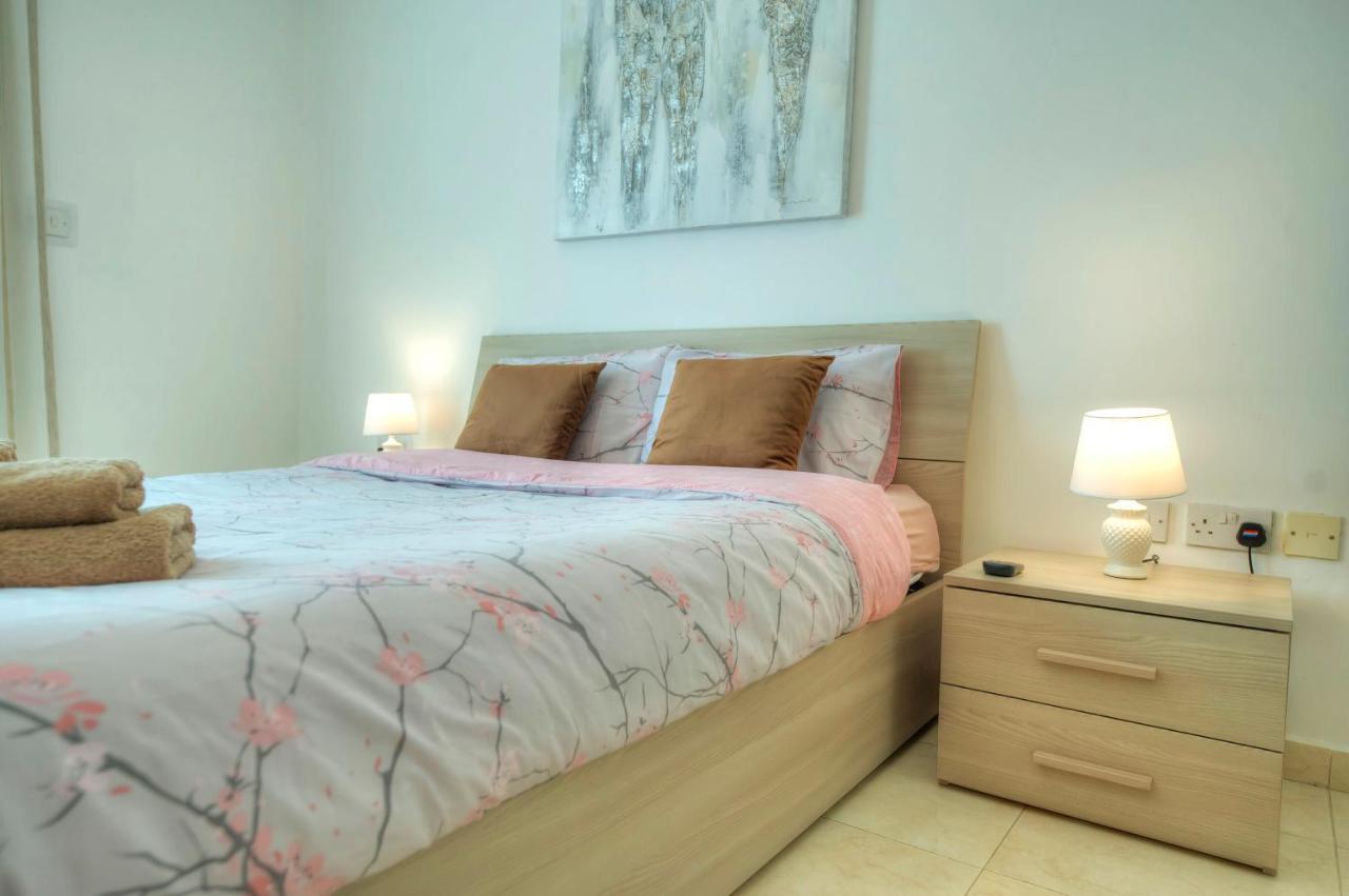 Modern 3Br Stylish & Spacious Apartment - Close To Sliema Promenade Gzira Exteriör bild
