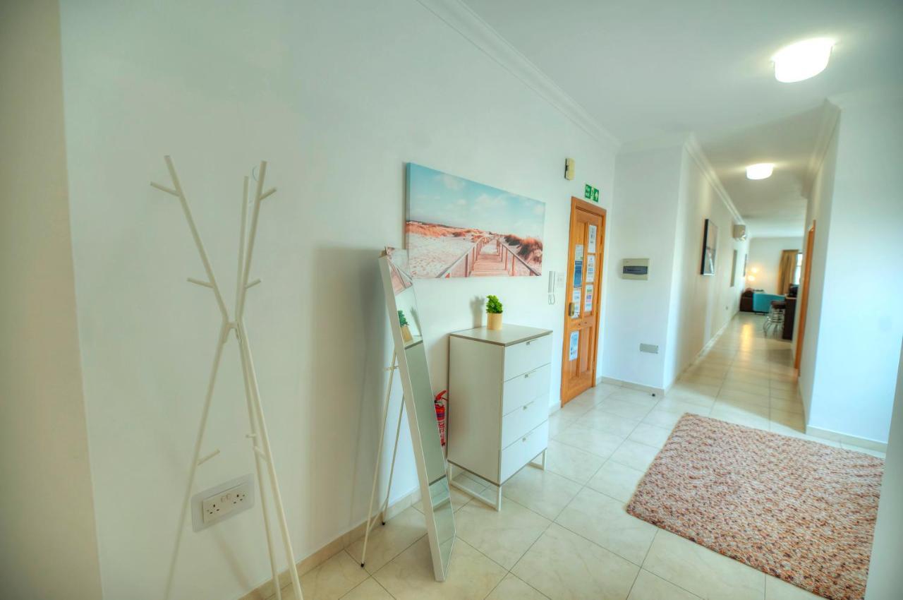 Modern 3Br Stylish & Spacious Apartment - Close To Sliema Promenade Gzira Exteriör bild