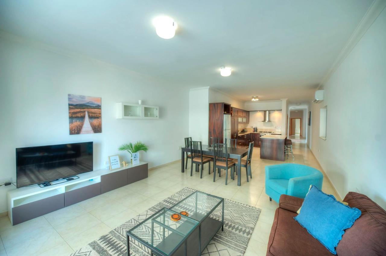 Modern 3Br Stylish & Spacious Apartment - Close To Sliema Promenade Gzira Exteriör bild