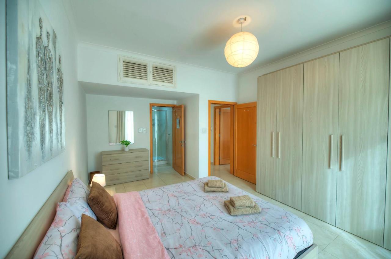 Modern 3Br Stylish & Spacious Apartment - Close To Sliema Promenade Gzira Exteriör bild