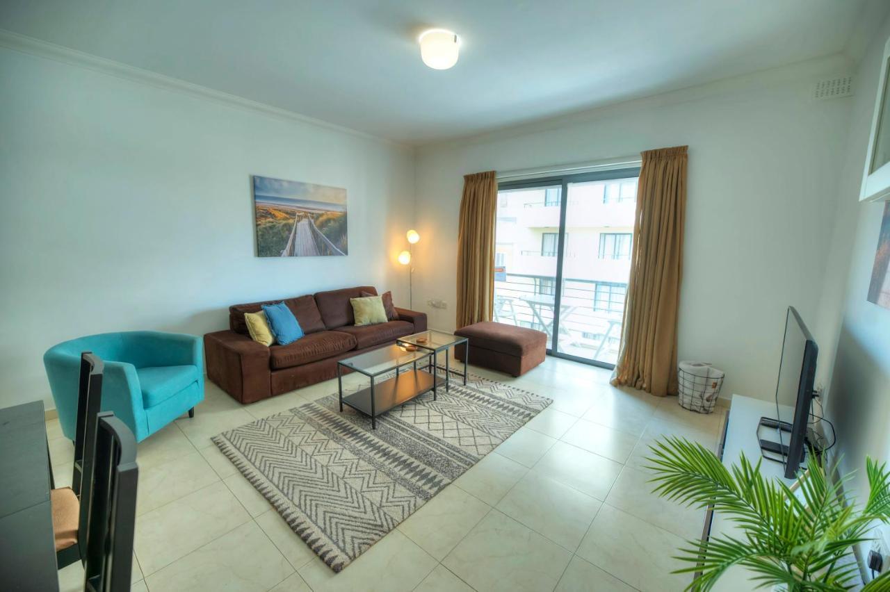 Modern 3Br Stylish & Spacious Apartment - Close To Sliema Promenade Gzira Exteriör bild