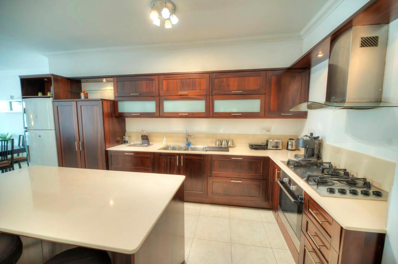 Modern 3Br Stylish & Spacious Apartment - Close To Sliema Promenade Gzira Exteriör bild