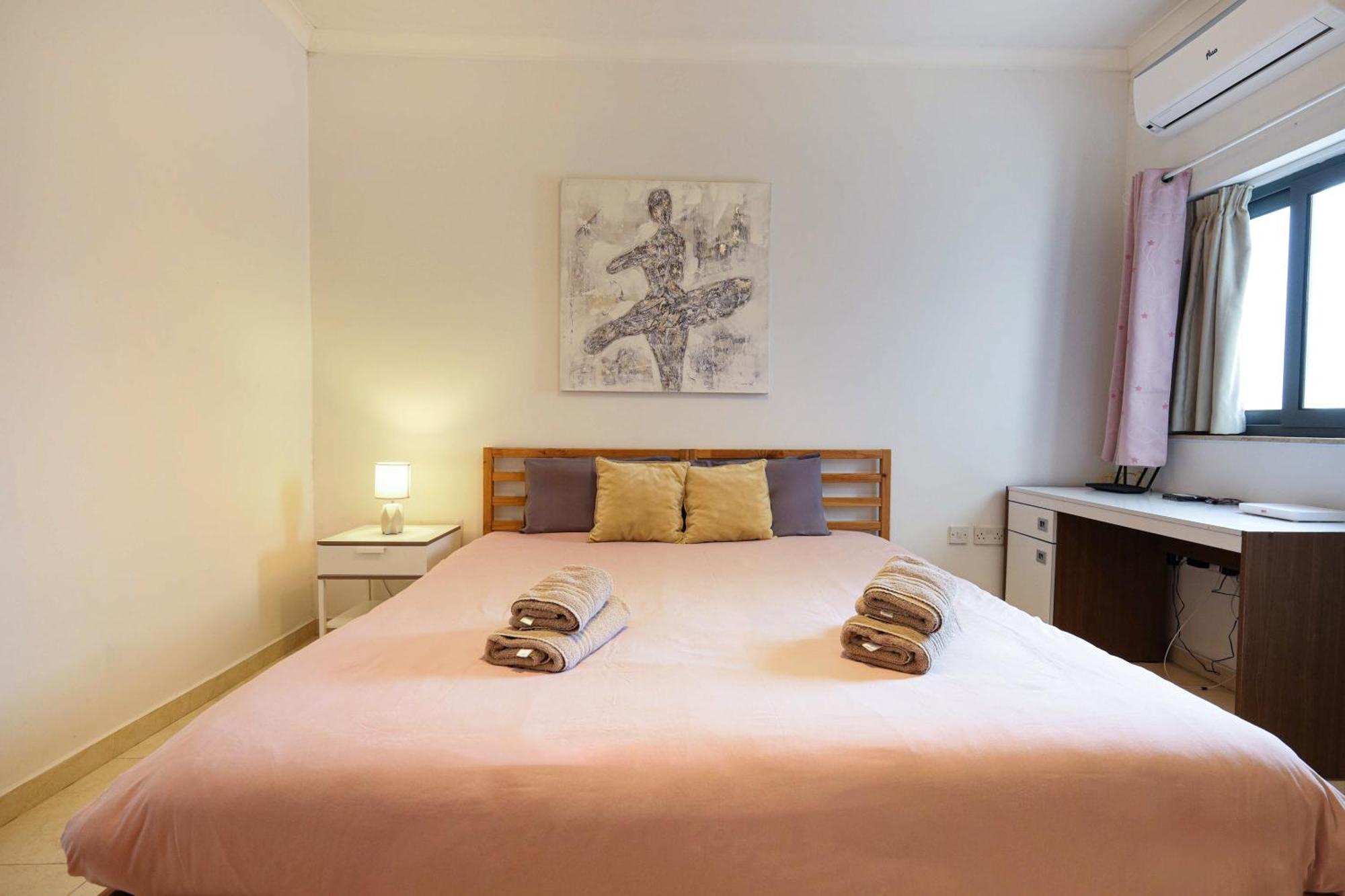 Modern 3Br Stylish & Spacious Apartment - Close To Sliema Promenade Gzira Exteriör bild