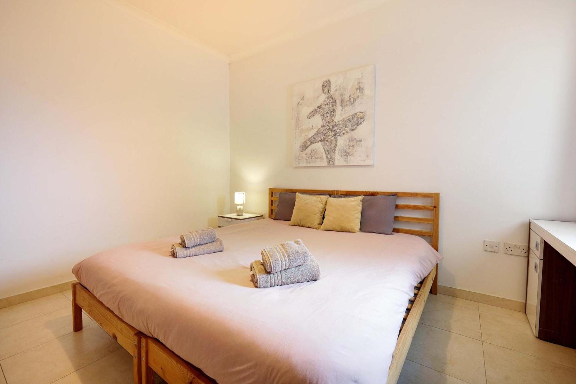 Modern 3Br Stylish & Spacious Apartment - Close To Sliema Promenade Gzira Exteriör bild