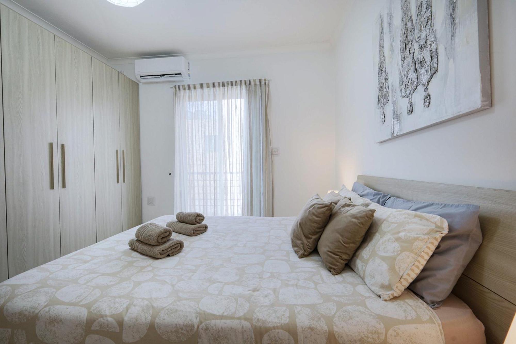 Modern 3Br Stylish & Spacious Apartment - Close To Sliema Promenade Gzira Exteriör bild