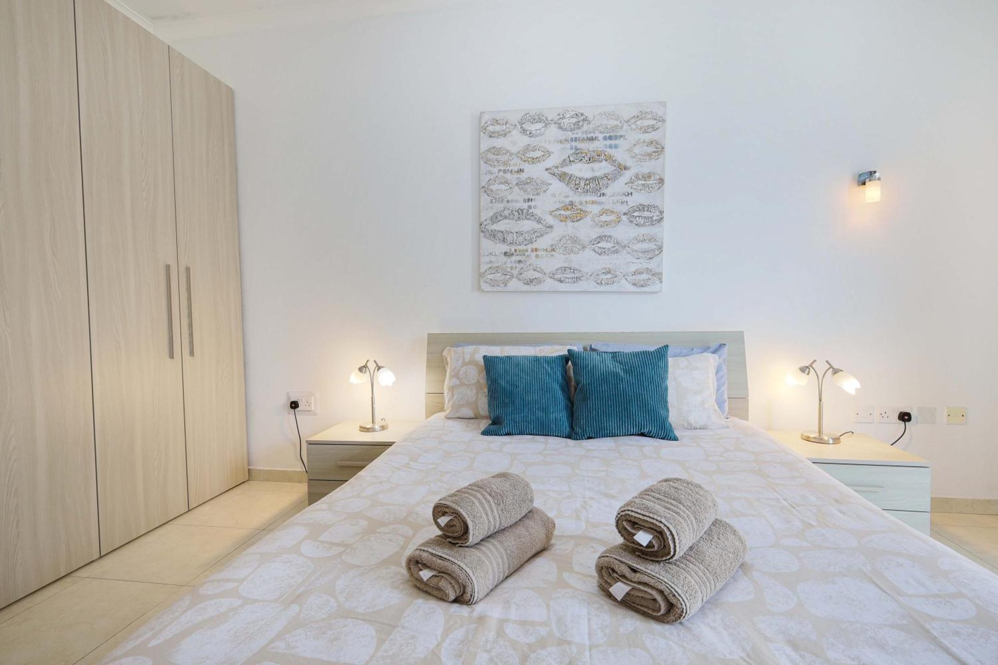 Modern 3Br Stylish & Spacious Apartment - Close To Sliema Promenade Gzira Exteriör bild