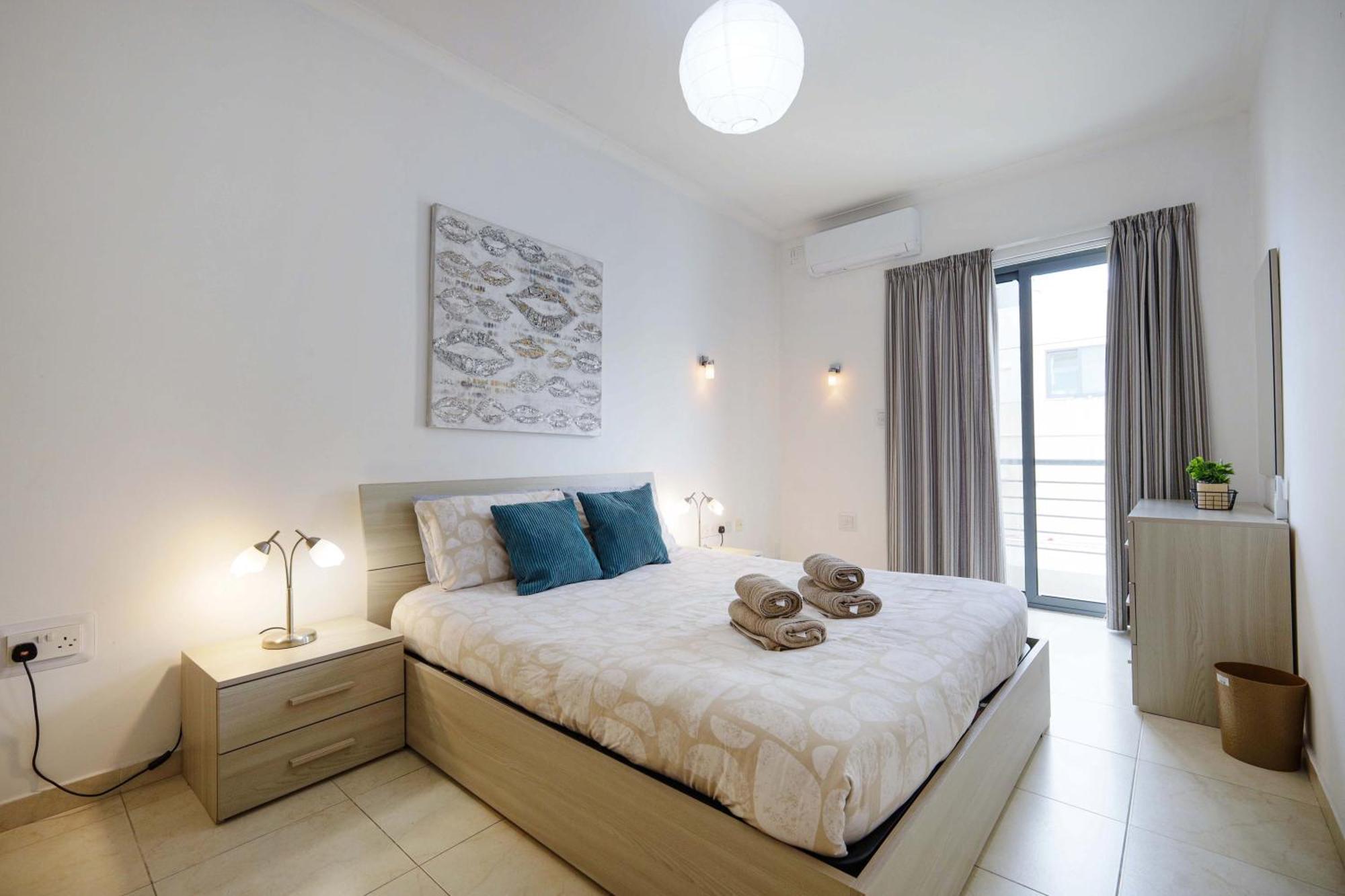 Modern 3Br Stylish & Spacious Apartment - Close To Sliema Promenade Gzira Exteriör bild